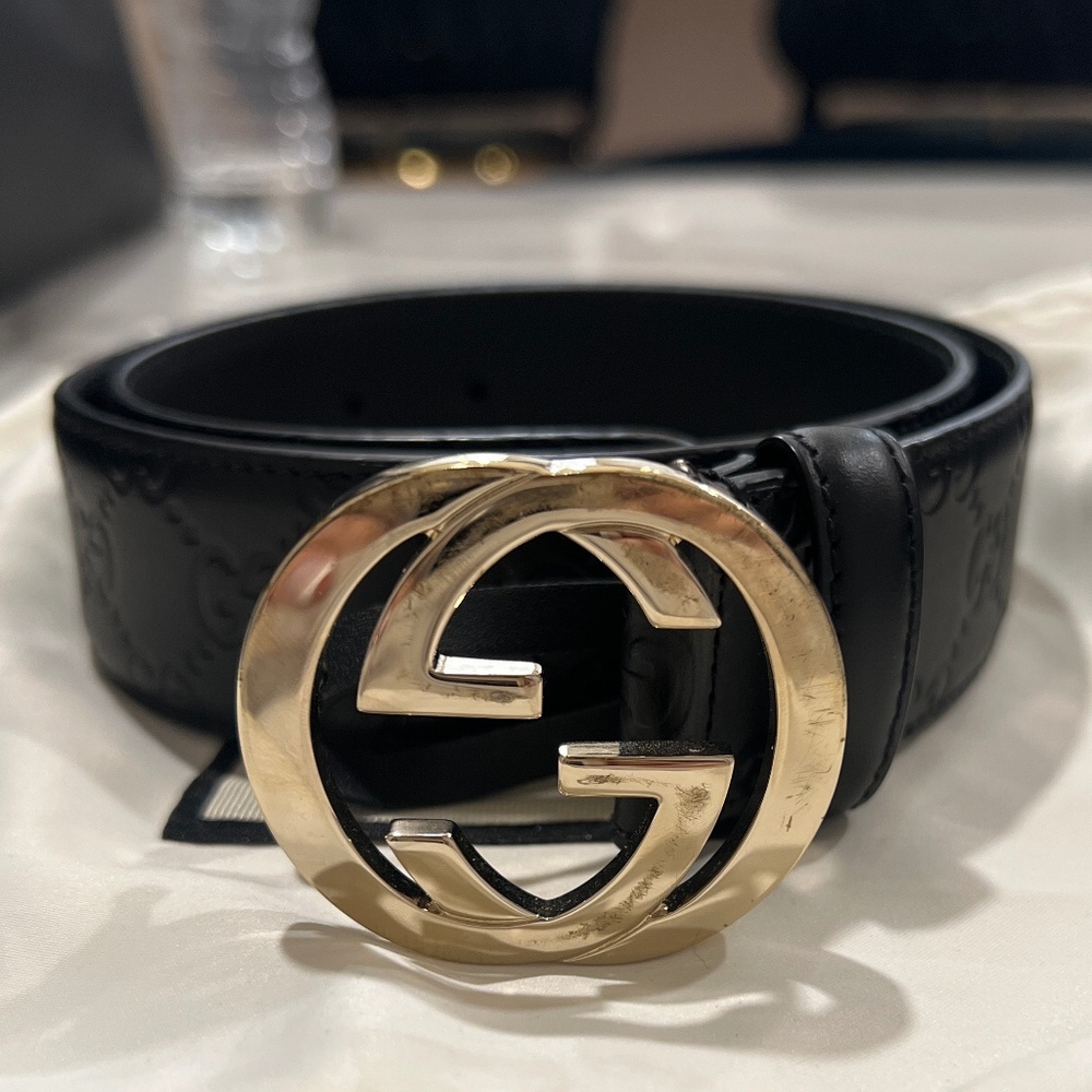 Gucci black logo belt authentic